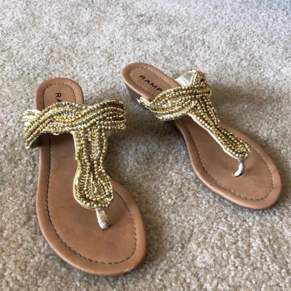 Tan and gold sandals size 7 1/2